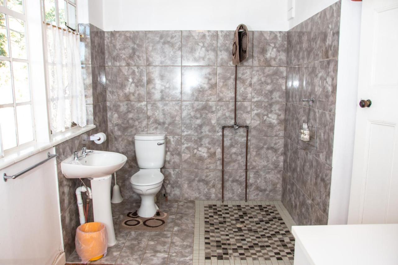 Jennis Place Graaff-Reinet Exterior foto